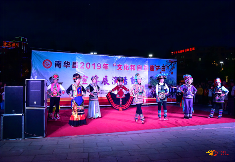 文艺演出制作
